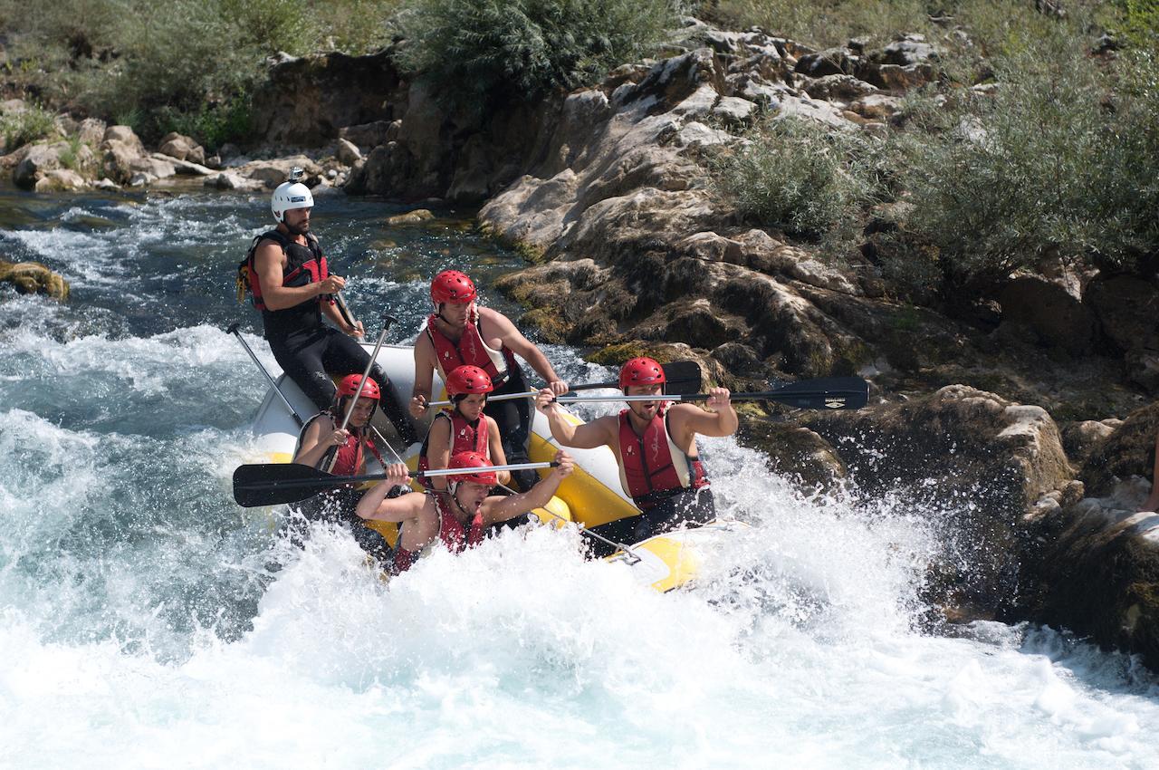 Vila Sunce Village Resort Konjic Exteriör bild
